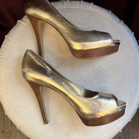 BCBG Generation Gold Platform Sandal Size 7.5 - Picture 10 of 10